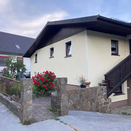 Apartma Kamnitnk *