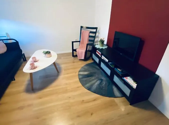 Apartma Kamnitnk 아파트 슈코퍄로카